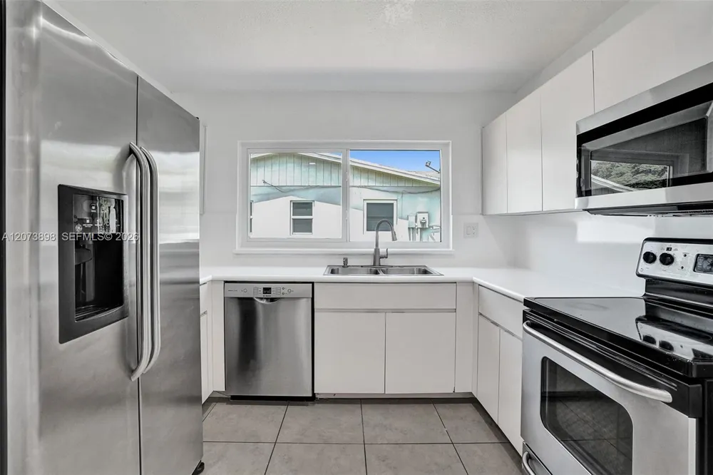 12701 SW 80th St Miami, FL 33183