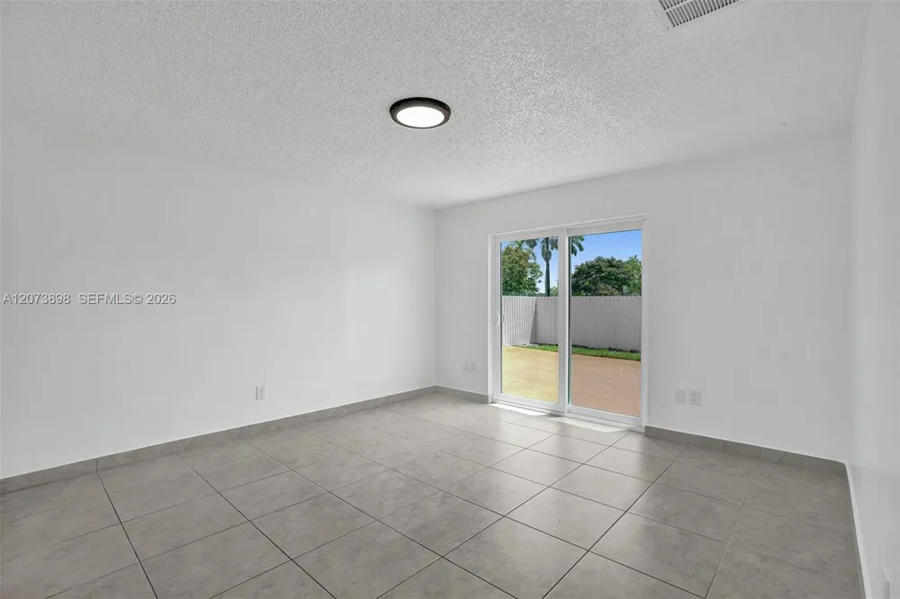 12701 SW 80th St Miami, FL 33183