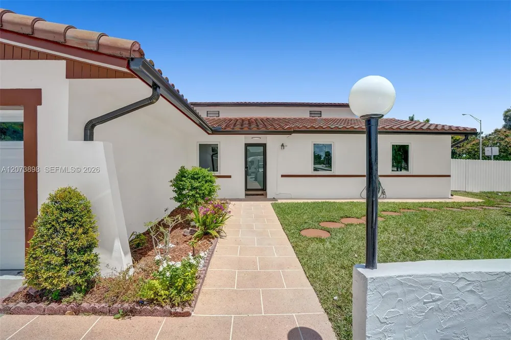 12701 SW 80th St Miami, FL 33183