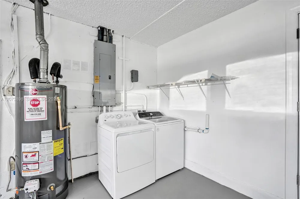 12701 SW 80th St Miami, FL 33183