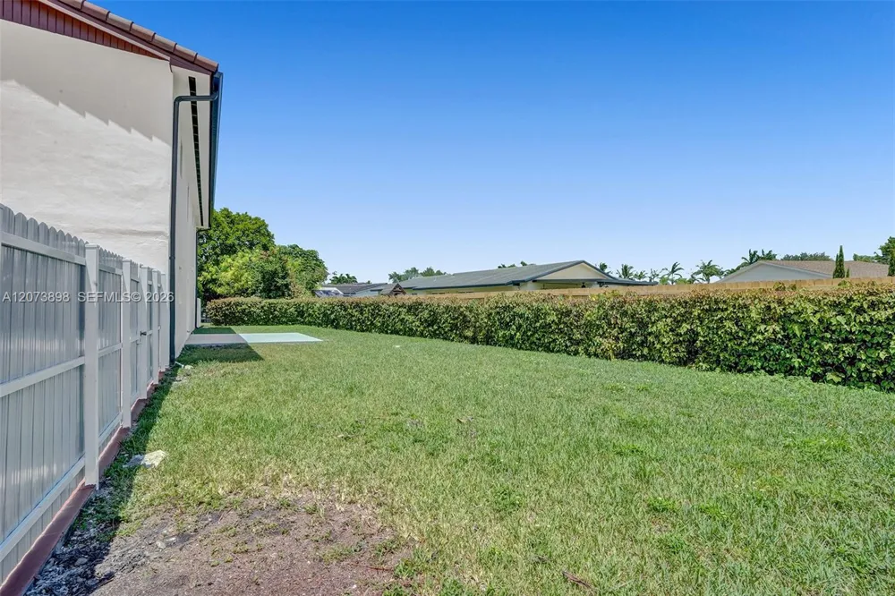 12701 SW 80th St Miami, FL 33183