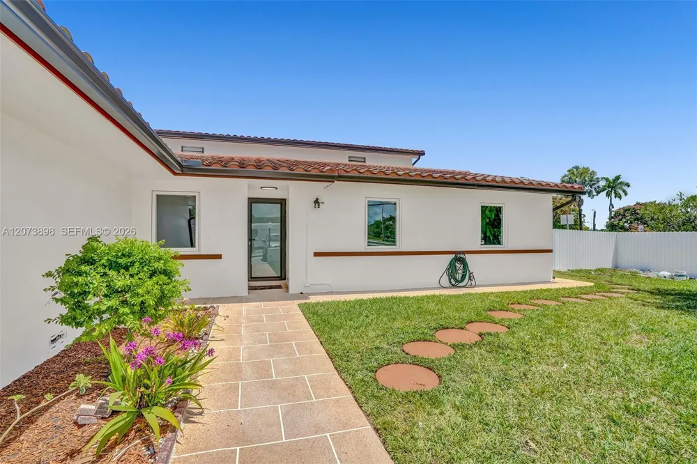 12701 SW 80th St Miami, FL 33183
