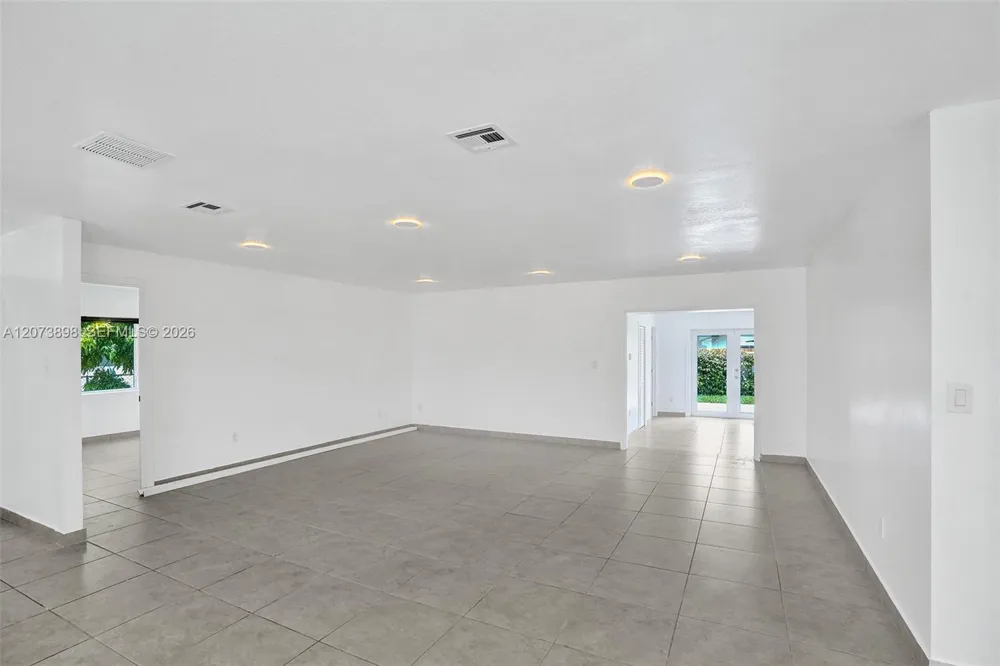 12701 SW 80th St Miami, FL 33183