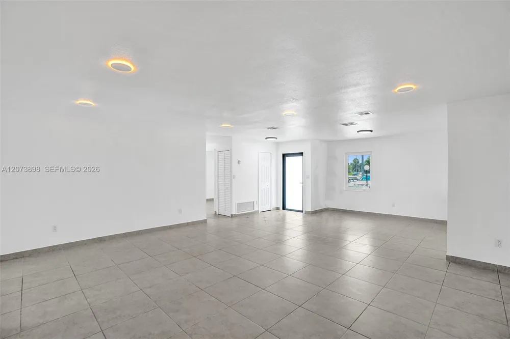 12701 SW 80th St Miami, FL 33183