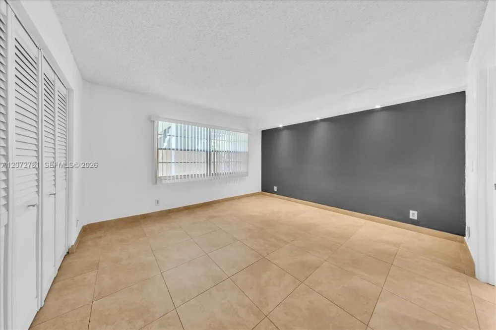 1300 SW 125th Ave #114K Pembroke Pines, FL 33027