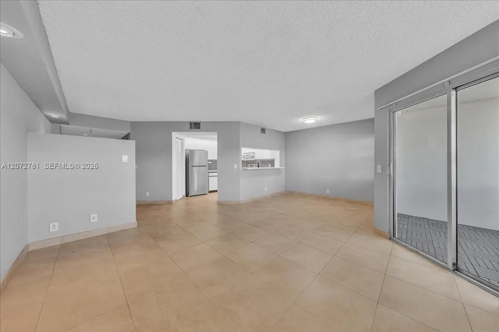 1300 SW 125th Ave #114K Pembroke Pines, FL 33027