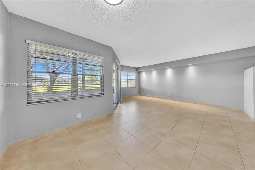 1300 SW 125th Ave #114K Pembroke Pines, FL 33027