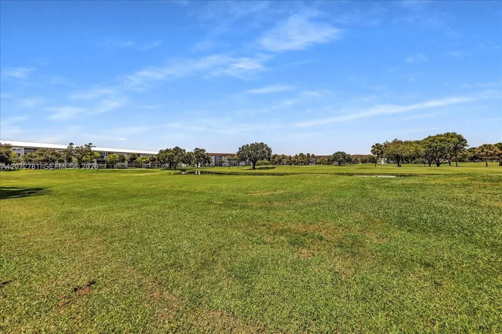 1300 SW 125th Ave #114K Pembroke Pines, FL 33027