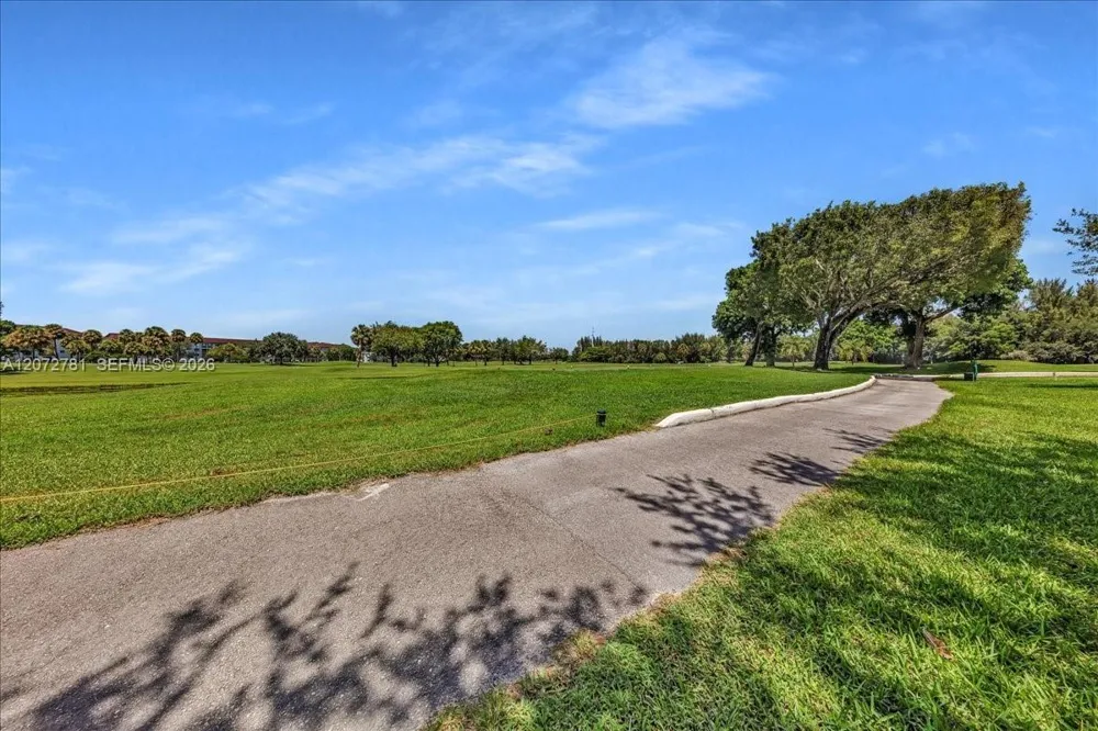 1300 SW 125th Ave #114K Pembroke Pines, FL 33027
