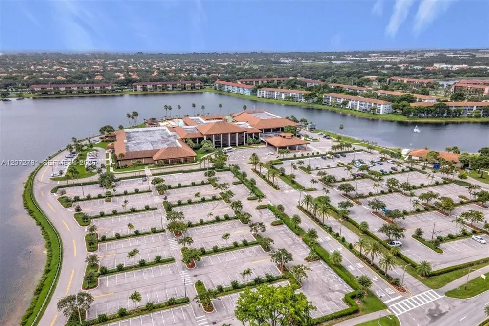 1300 SW 125th Ave #114K Pembroke Pines, FL 33027