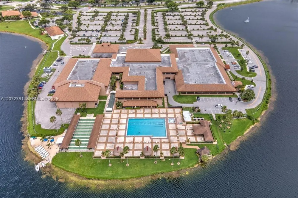 1300 SW 125th Ave #114K Pembroke Pines, FL 33027