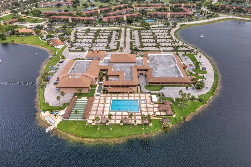 1300 SW 125th Ave #114K Pembroke Pines, FL 33027