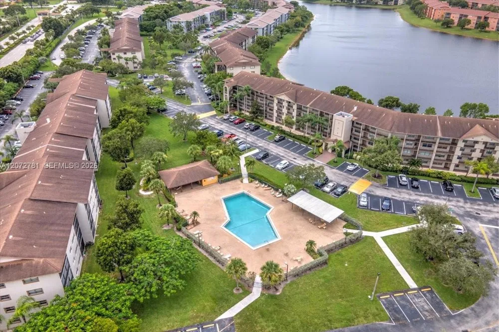1300 SW 125th Ave #114K Pembroke Pines, FL 33027