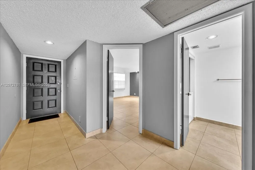 1300 SW 125th Ave #114K Pembroke Pines, FL 33027