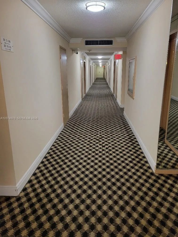 1833 S Ocean Dr #307 Hallandale Beach, FL 33009