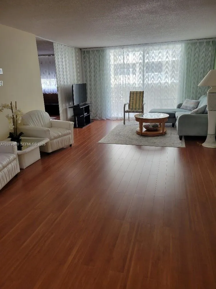 1833 S Ocean Dr #307 Hallandale Beach, FL 33009
