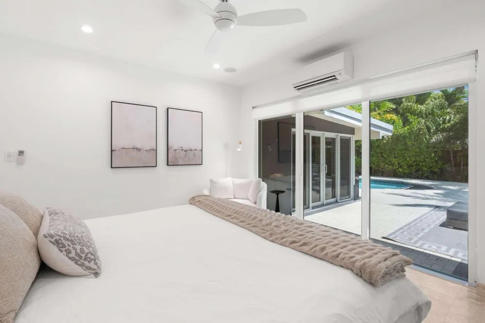 2528 NE 26TH TERRACE Fort Lauderdale, FL 33305