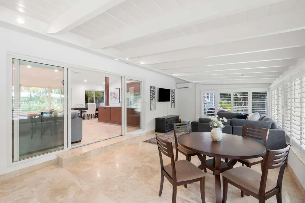 2528 NE 26TH TERRACE Fort Lauderdale, FL 33305
