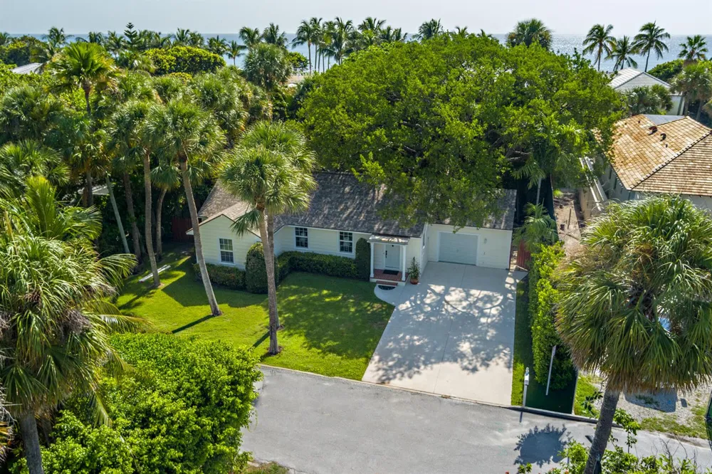 1161 OCEAN WAY Palm Beach, FL 33480