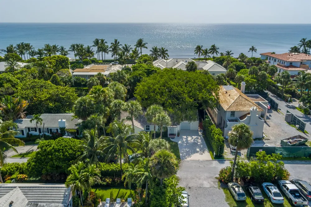 1161 OCEAN WAY Palm Beach, FL 33480