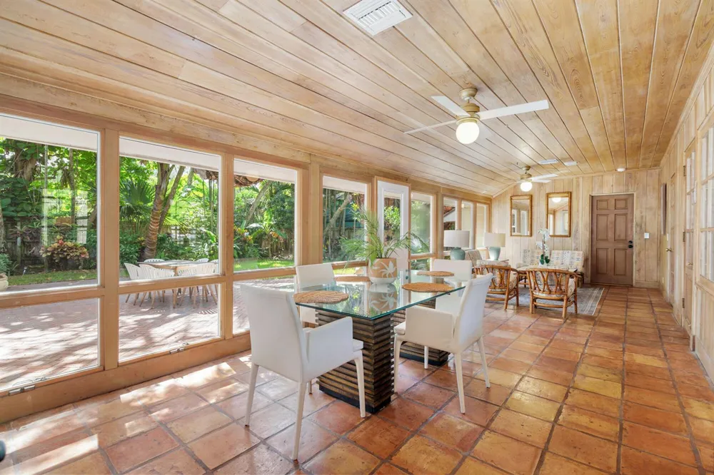 1161 OCEAN WAY Palm Beach, FL 33480