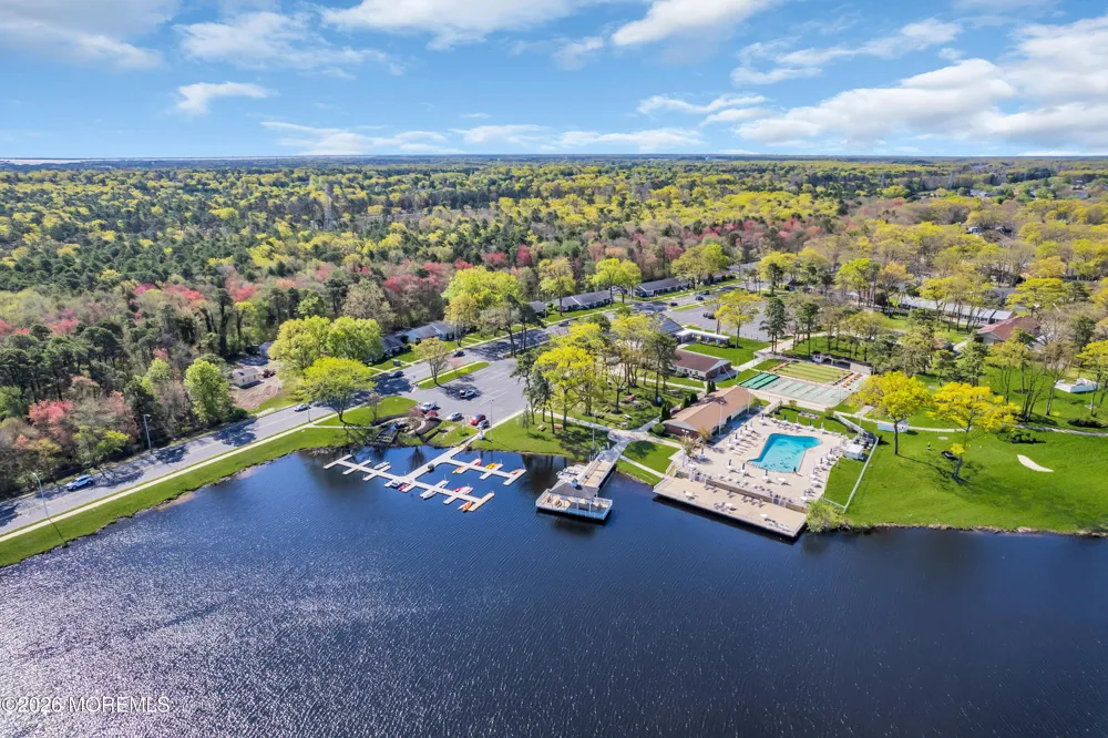 666 Plymouth Drive #C Lakewood, NJ 08701