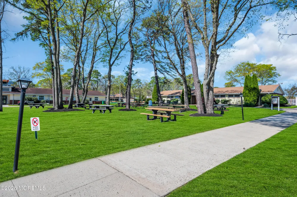 666 Plymouth Drive #C Lakewood, NJ 08701