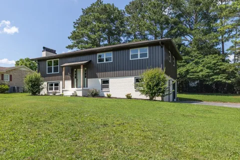 1708 Deer Hollow Dr