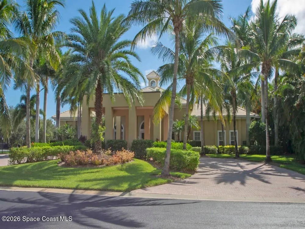 1208 River Wind Circle Vero Beach, FL 32967