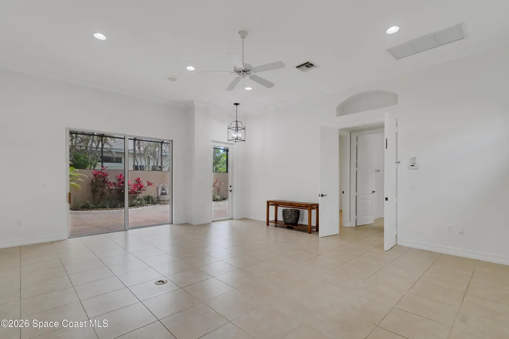 1208 River Wind Circle Vero Beach, FL 32967
