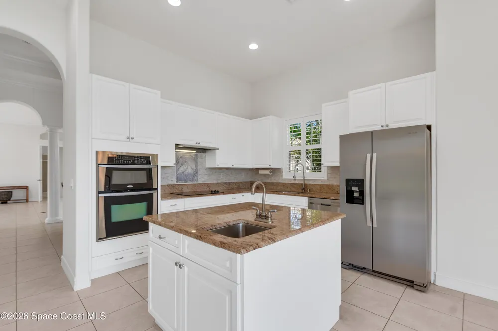1208 River Wind Circle Vero Beach, FL 32967