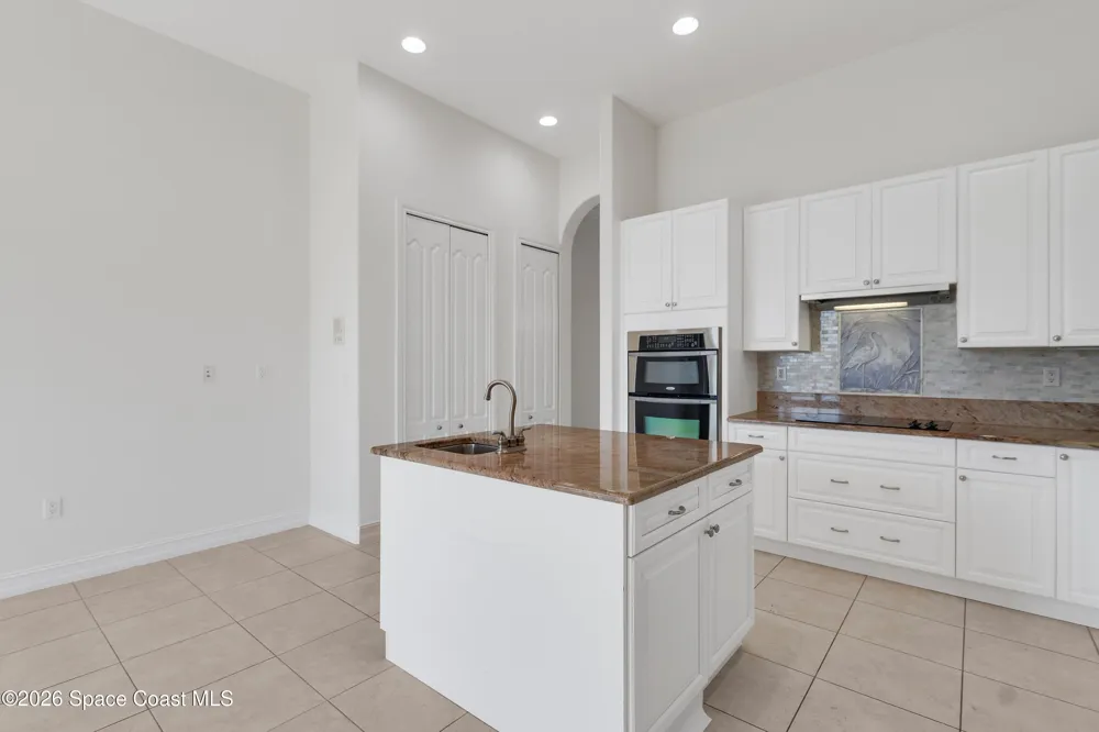 1208 River Wind Circle Vero Beach, FL 32967