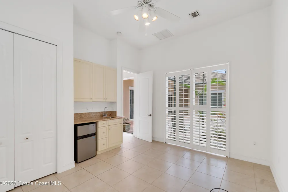 1208 River Wind Circle Vero Beach, FL 32967
