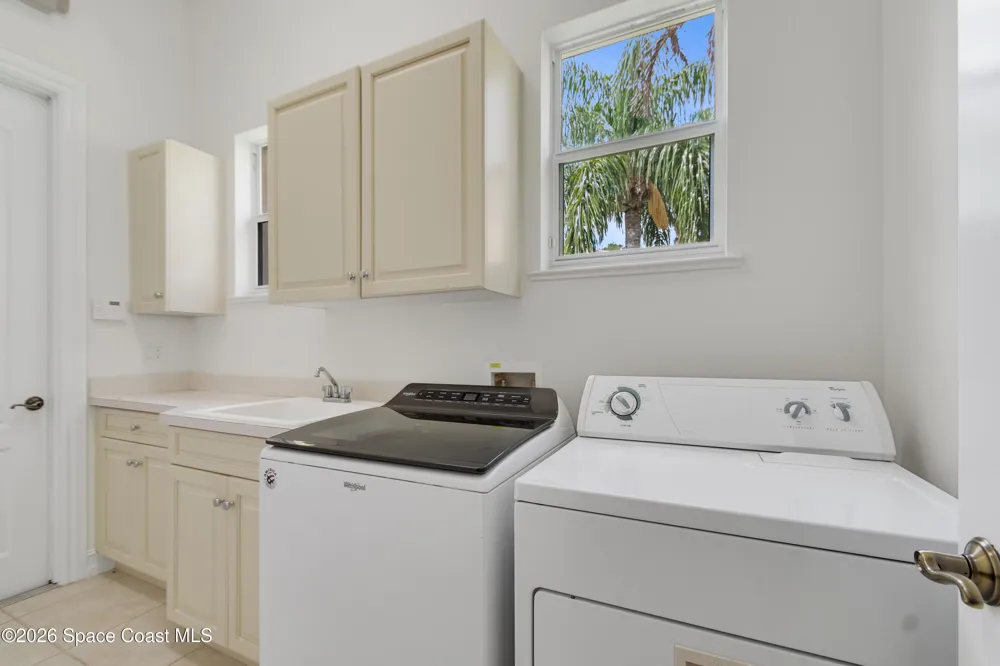 1208 River Wind Circle Vero Beach, FL 32967