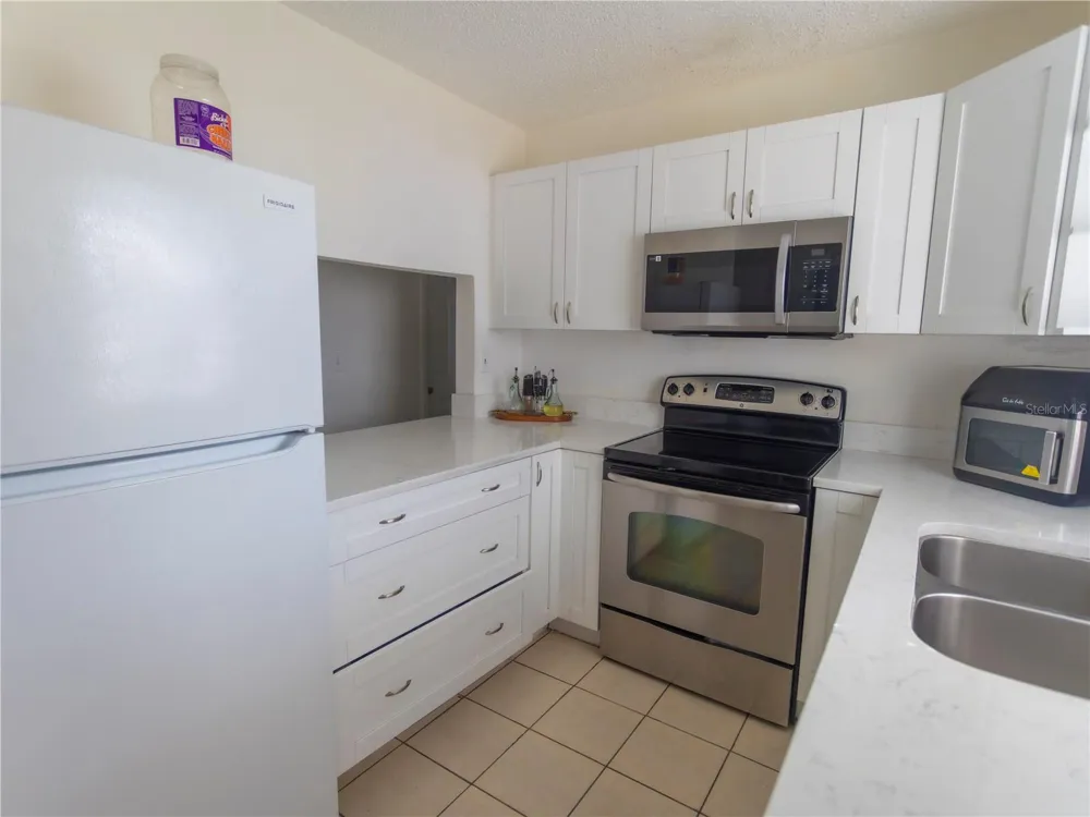 4718 ELDORADO DRIVE Tampa, FL 33615