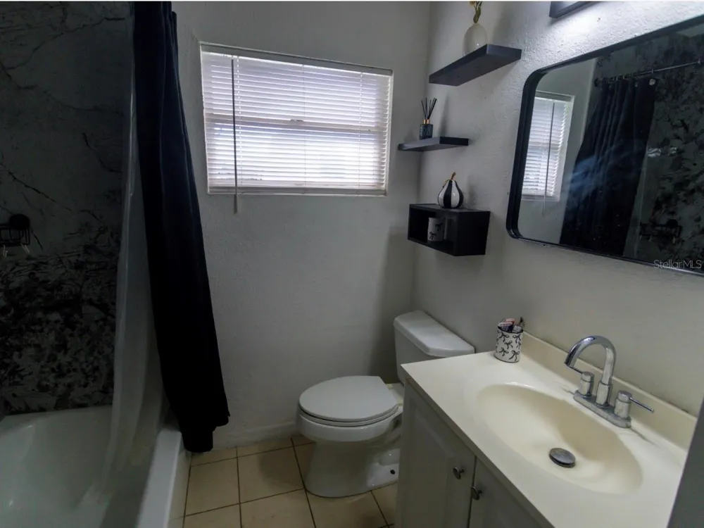 4718 ELDORADO DRIVE Tampa, FL 33615