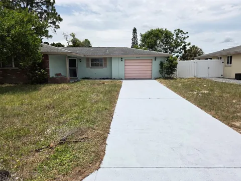 7910 LILAC DRIVE