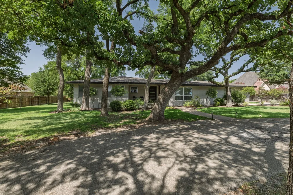 2640 Ridgecrest Drive Southlake, TX 76092