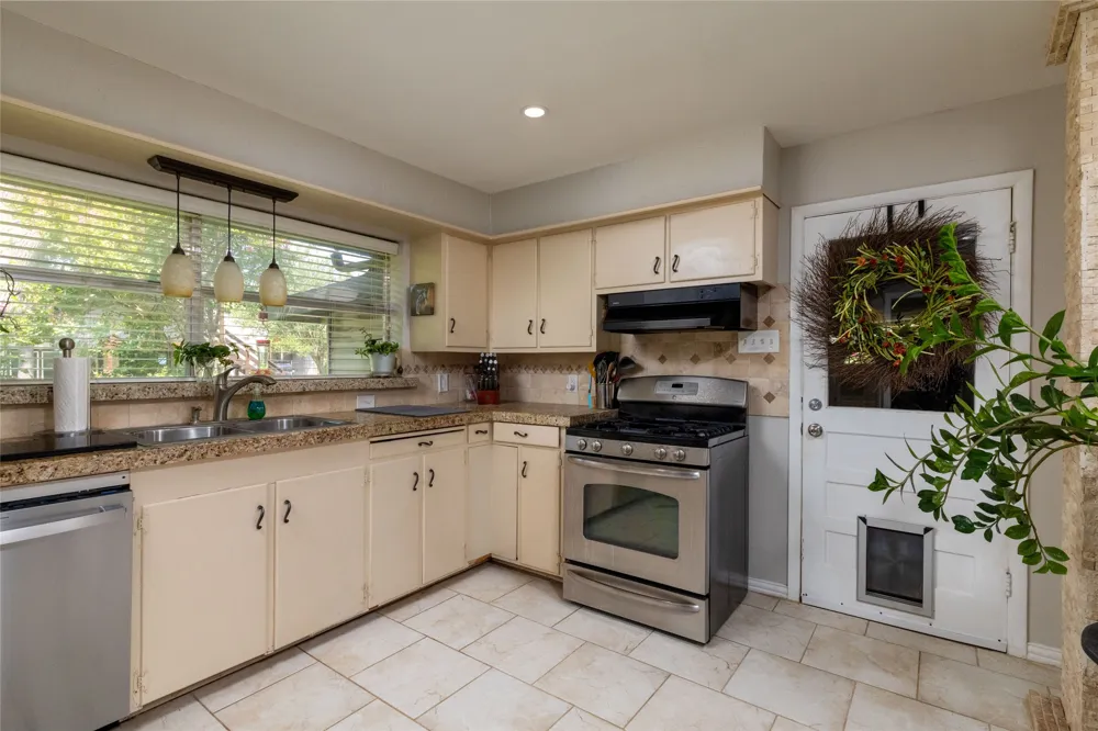 2640 Ridgecrest Drive Southlake, TX 76092