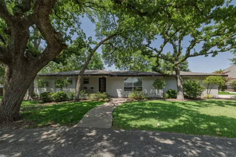 2640 Ridgecrest Drive