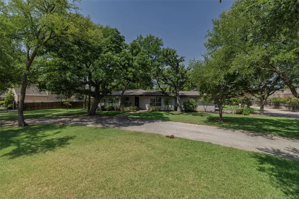 2640 Ridgecrest Drive Southlake, TX 76092