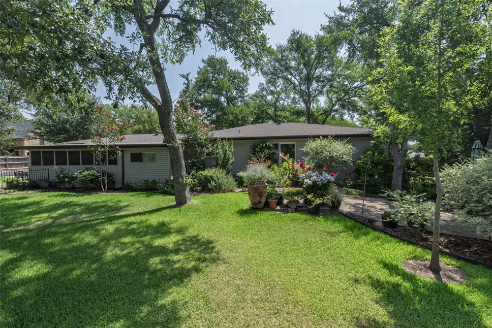 2640 Ridgecrest Drive Southlake, TX 76092