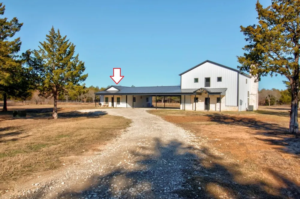 787 County Road 2184 Gainesville, TX 76240