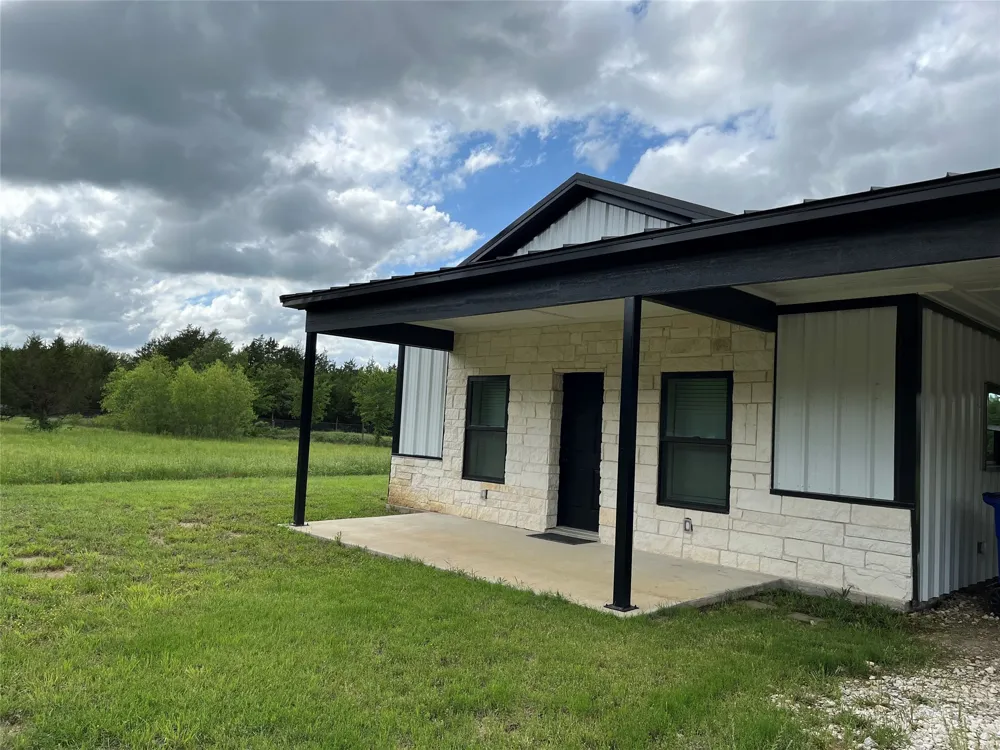 787 County Road 2184 Gainesville, TX 76240