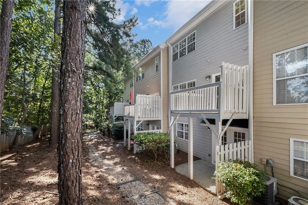 16 Elan Court Alpharetta, GA 30022