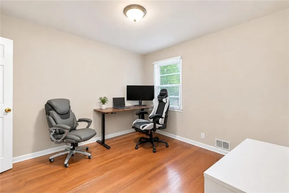 126 E Mimosa Drive Jonesboro, GA 30236