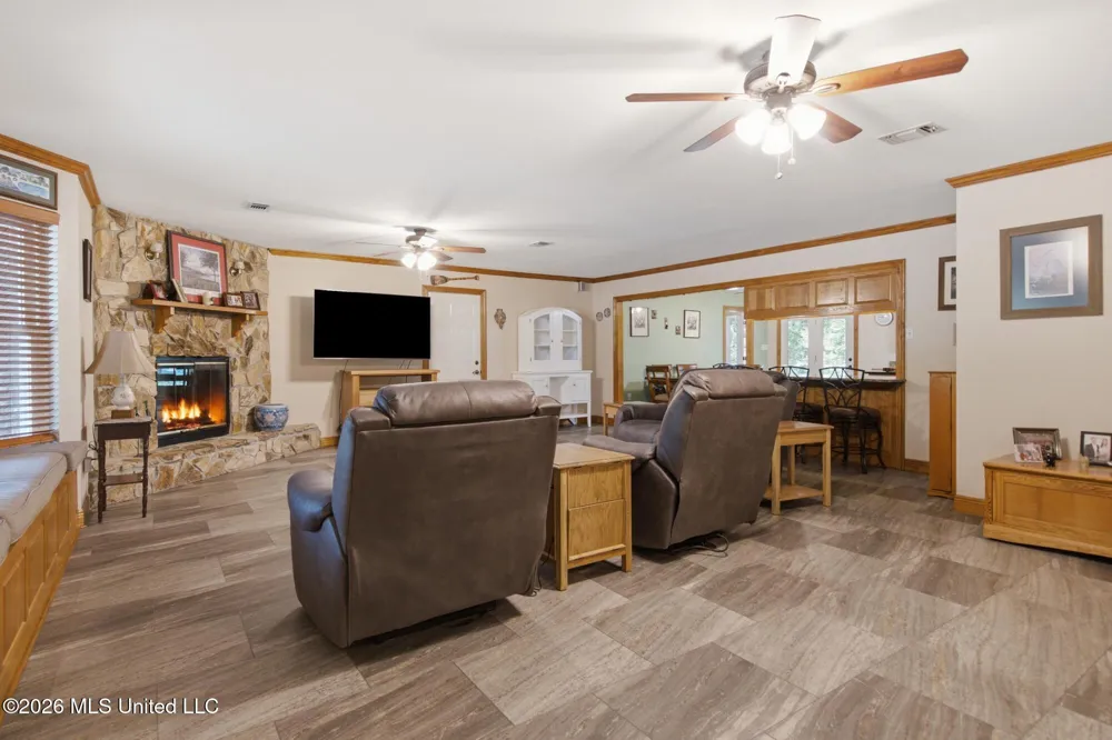 18188 Howison Drive Saucier, MS 39574