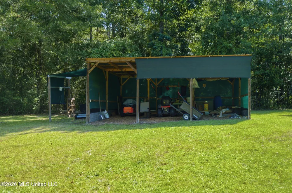 18188 Howison Drive Saucier, MS 39574