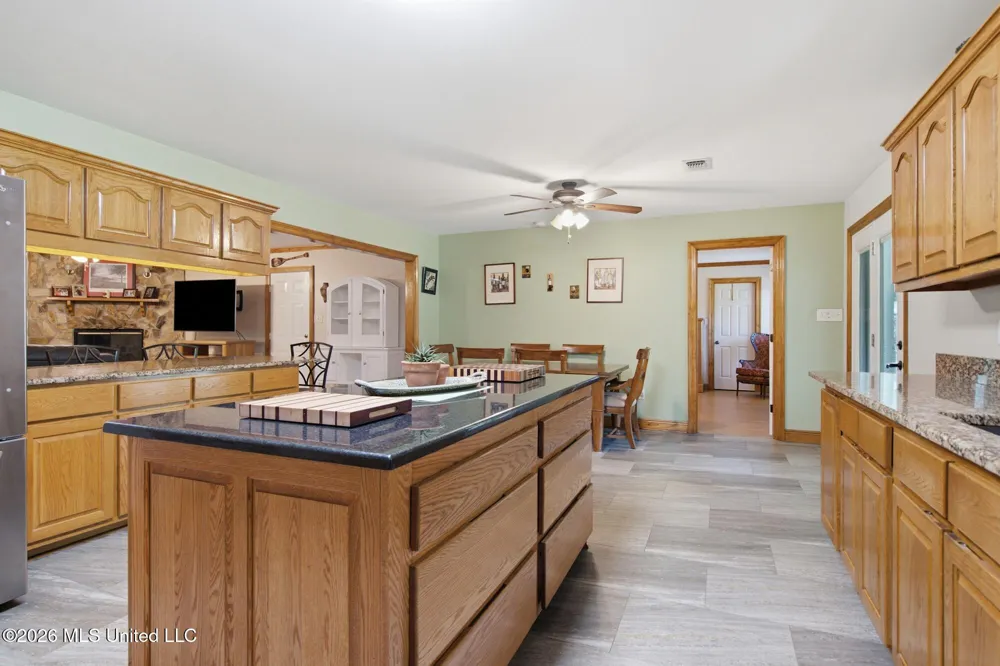 18188 Howison Drive Saucier, MS 39574