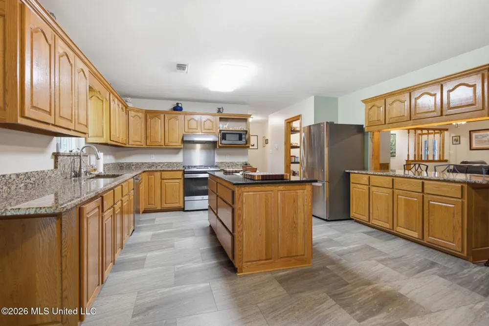 18188 Howison Drive Saucier, MS 39574